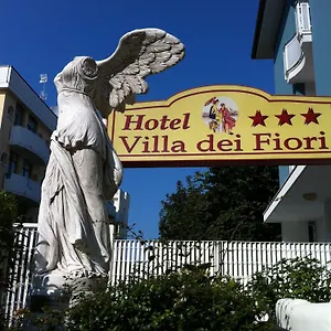 Hotel Dei Fiori - Sul Mare Con Piscina, Viserbella di Rimini