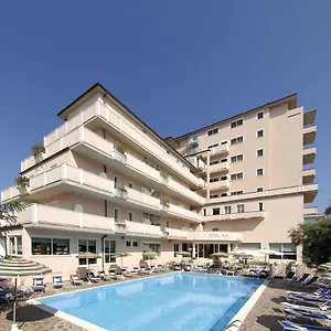 Man Otel