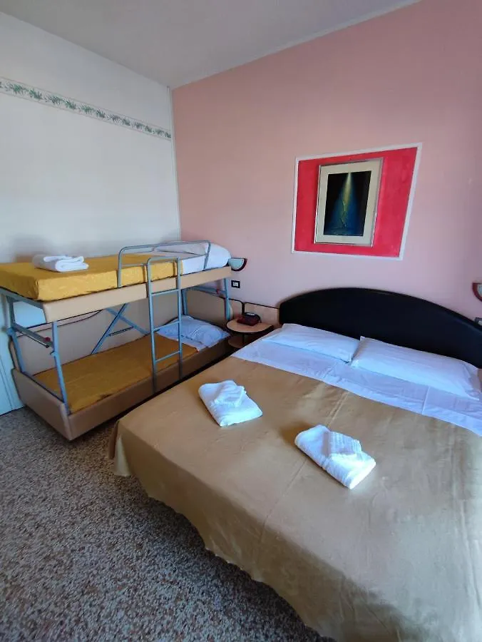 ***  Hotel Primavera Sul Mare Lido Di Savio İtalya