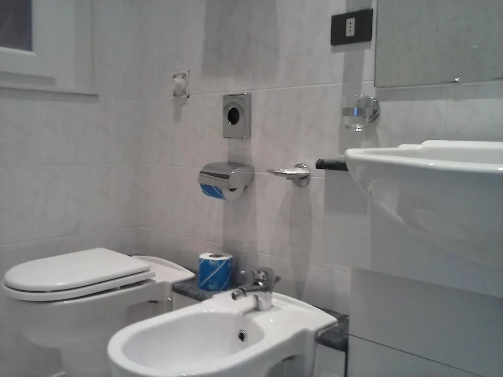 Hotel Primavera Sul Mare Lido Di Savio 3*,